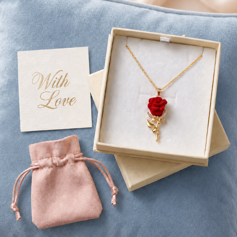 Pink Velvet Necklaces in Gold-Plated Titanium Steel